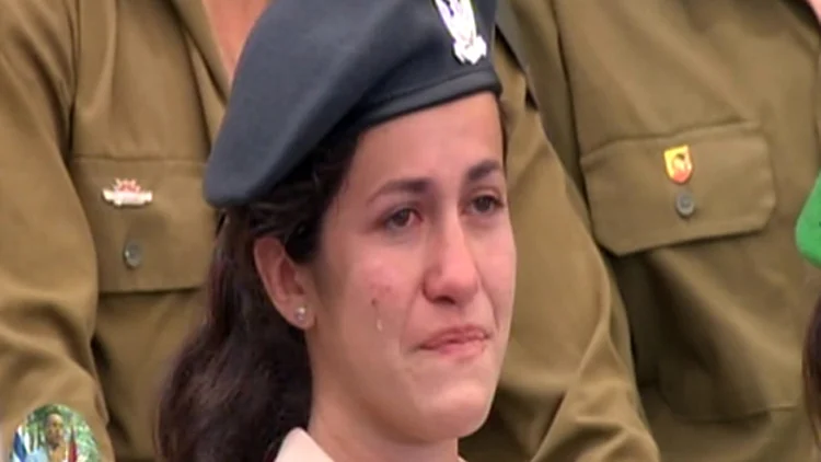 סופי פלצ'נסקי. רגע מרגש בטקס מצטייני הנשיא