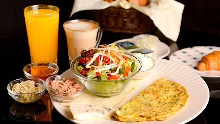 צרפת במרכז עפולה | רשת 13