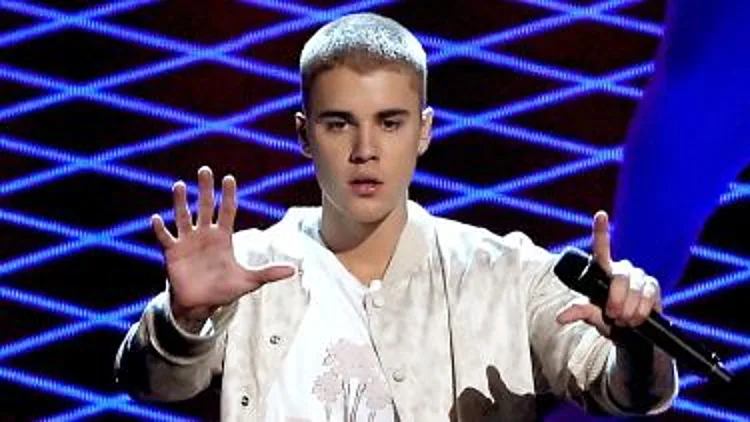 מההופעה לחדר הלידה