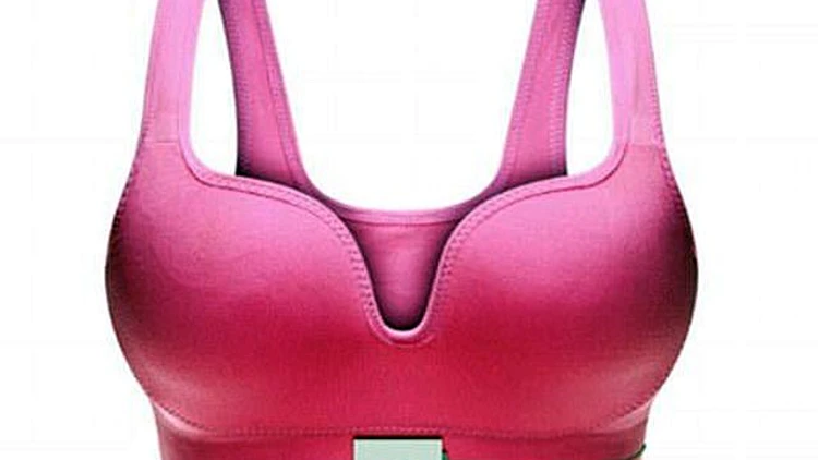 יזם צעיר המציא חזייה שמאפשרת גילוי מוקדם של סרטן השד