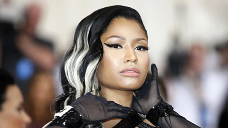 ניקי מינאז'. "אני אשלם". מינאז'