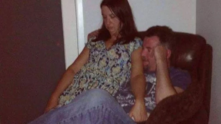 סבתא בחלון: צולמו באבל ימים לאחר המוות – וגילו דבר מחריד | חדשות 13