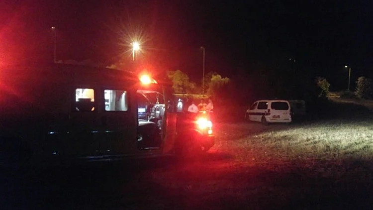 בן 26 נמצא ללא רוח חיים בצד הדרך