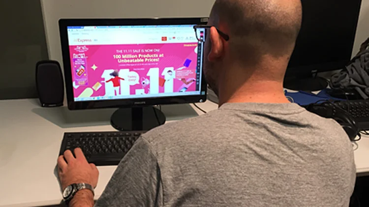 שר הכלכלה נלחם ביבואני הפארם | חדשות 13