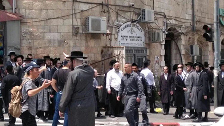 מחאות החרדים במאה שערים (ארכיון)