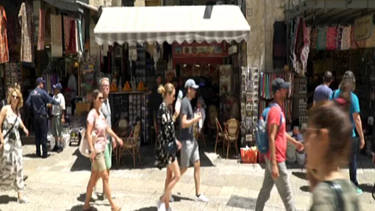 25% יותר: כמה שווה הזינוק בתיירות לישראל? | חדשות 13