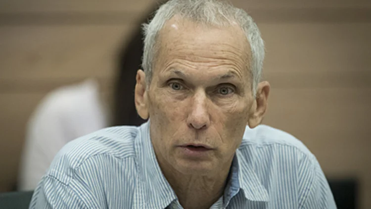 הממשלה מפקירה את האזרחים. בר לב (ארכיון)