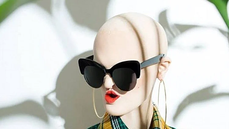 הכירו את המוזה החריגה בעולם האופנה