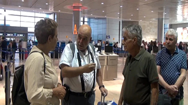מפורסמים סלב מדריכי טיולים בוקי נאה