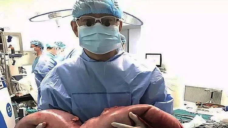 הרופאים מסבירים: כיצד צוברים 13 ק"ג של צואה בבטן במשך שנים? | חדשות 13