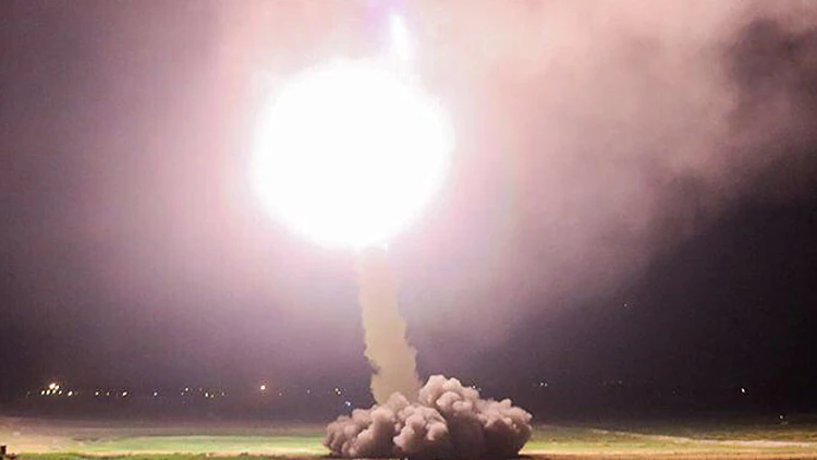 המתקפה האירנית: רק טיל אחד פגע | חדשות 13