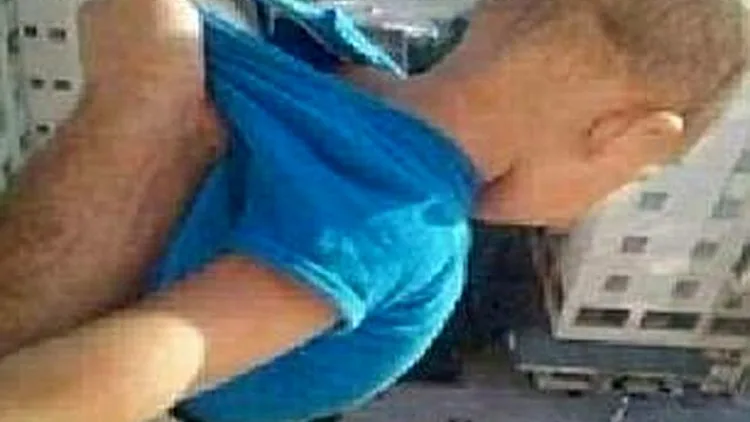 מזעזע: טלטל את בנו מחוץ לחלון כדי לקבל 1,000 לייקים | חדשות 13