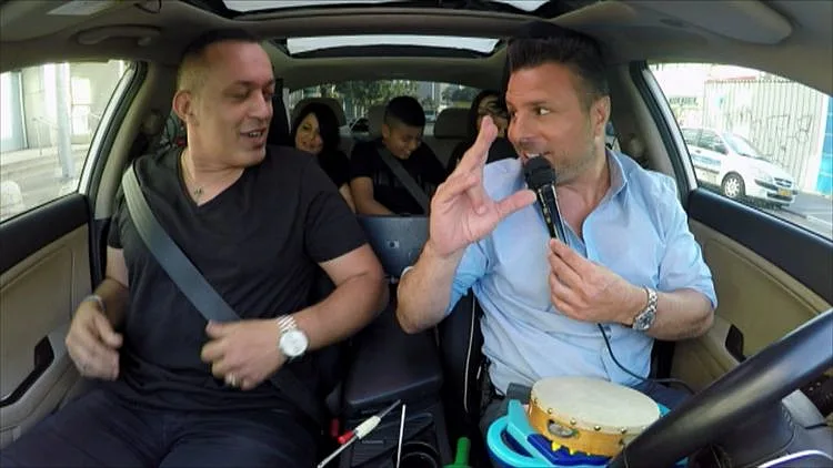 טילטיל במונית ספיישל לירושלים עם משפחת בן מנחם