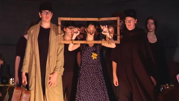 מופע חדש: ניצולי שואה ונוער יוצרים על הבמה | חדשות 13