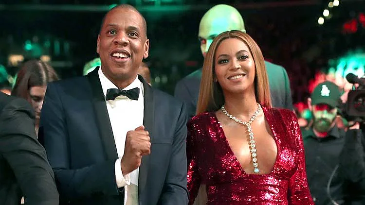 המעריצים בהלם: האם ביונסה איבדה ארבעה מיליון עוקבים בגלל פרשיית פי דידי? | רשת 13