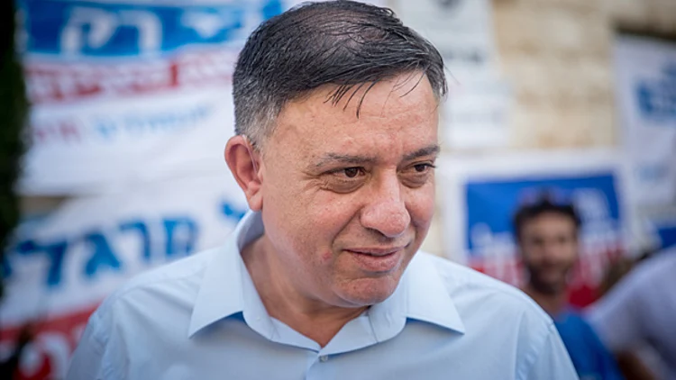 אבי גבאי