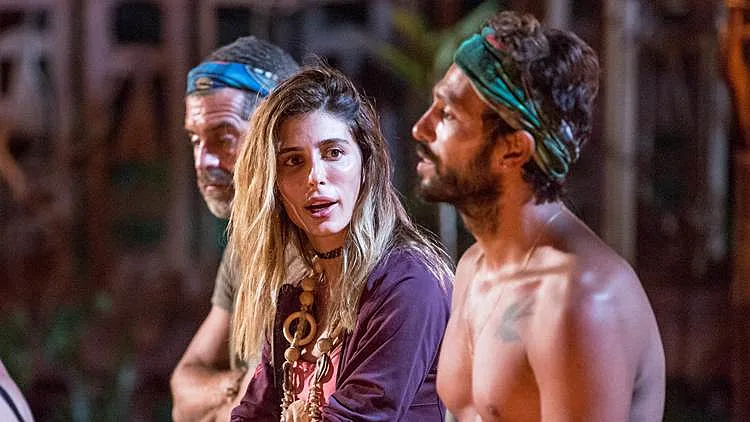 למה מיכל העבירה לנתי את שרשרת החסינות?