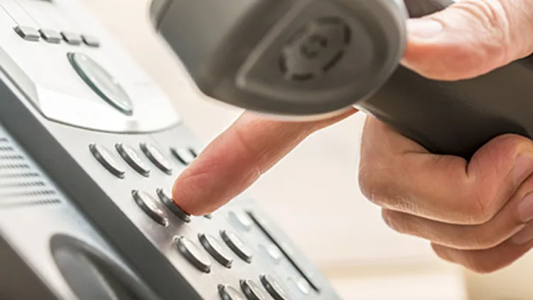 בדיקת תכנית חיסכון: כמה קשה לקבל שירות מחברת האשראי? | חדשות 13