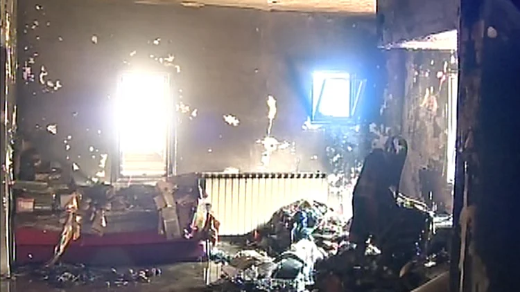 המשפחות שאיבדו הכל בשריפה בצפת דורשות פיצוי: "בסוף נמצא את עצמנו ברחוב" | חדשות 13