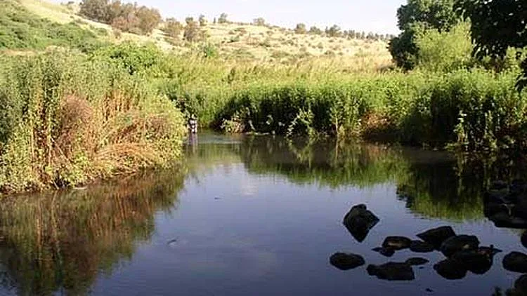 מעיינות לרחצה בארץ, עין תינה