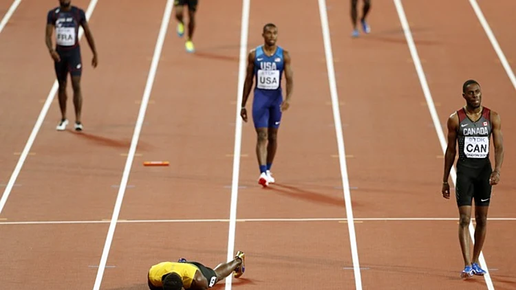 צפו ברגע בו נשבר בולט