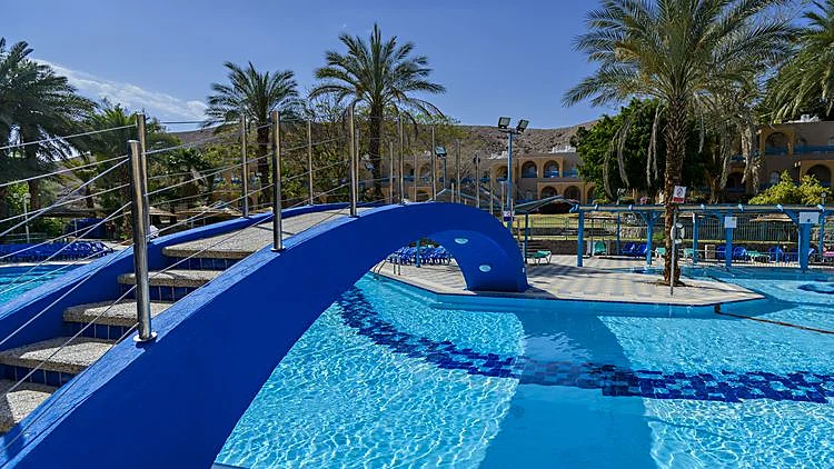 איפה יש עדיין מקומות לחופשה וכמה זה יעלה לכם?