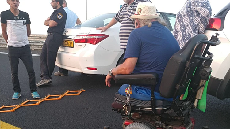 אחרי המעצרים האלימים: מה יעלה בגורל קצבאות הנכות? | חדשות 13