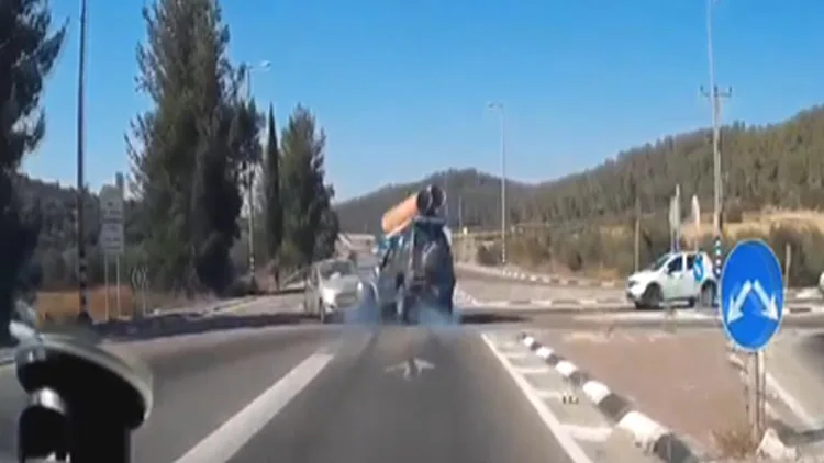 תיעוד: ההתנגשות בצומת המסוכן | חדשות 13