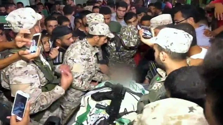 פיגוע בגבול מצרים: פעיל דאע"ש פוצץ עצמו והרג פעיל חמאס | חדשות 13