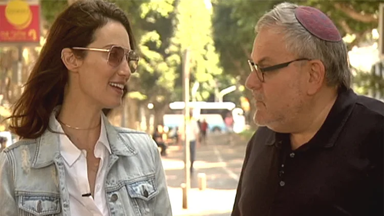 שווה בדיקה: מלצרית ליום אחד | חדשות 13