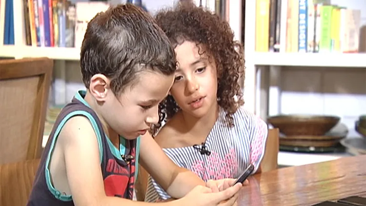 בדיקה: איזה סמארטפון מתאים לילד? | חדשות 13