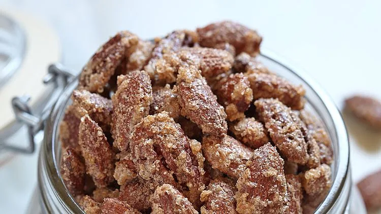 שקדים מסוכרים ופיקנטיים | רשת 13