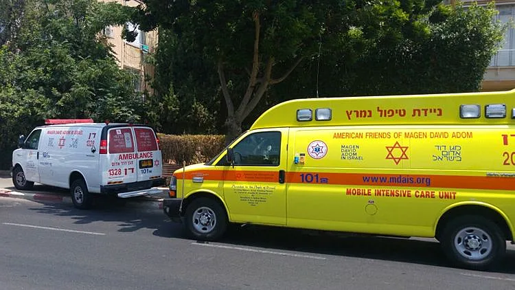 זוג קשישים נמצאו ירויים בגן יבנה‎
