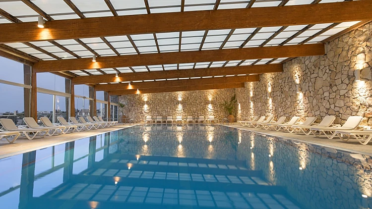 230 שקל ללילה במלון המדברי