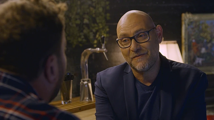 כיצד מתכנן ניקי להשתלט על "מחר שבת"?