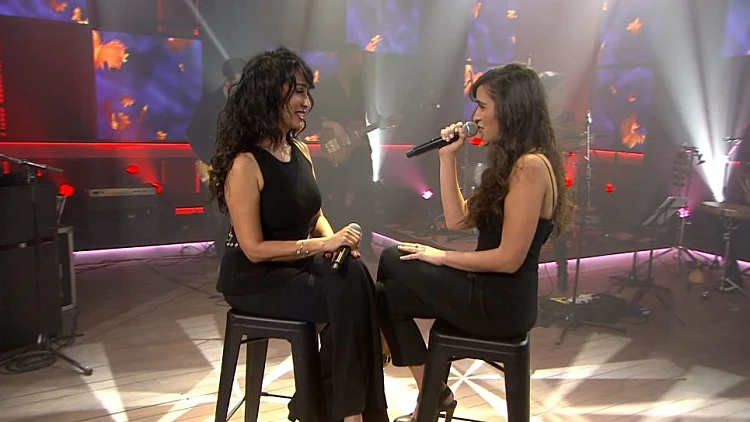 מרגשות עם הביצוע לדואט המשותף "קחי לך"