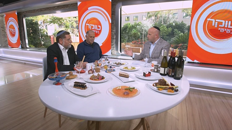 טוקר בשישי | עונה 3, פרק 7