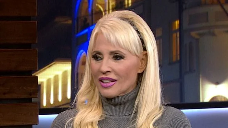 בזכות הלהיטים? פנינה רוזנבלום קיבלה קמפיין חדש – והיא גם תשיר בו! | רשת 13