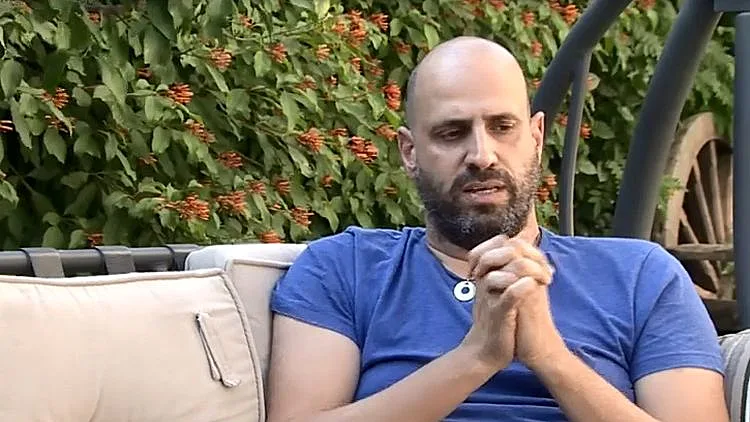 נטש את קריירת המשחק בגלל בעיות זיכרון ומצא אהבה חדשה