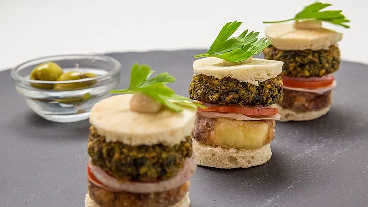 מתכון לביס פלאפל אסלי של המתמודד סהר סבאג (מתוך משחקי השף, עונה 3, פרק 18, משימת הפלאפל)