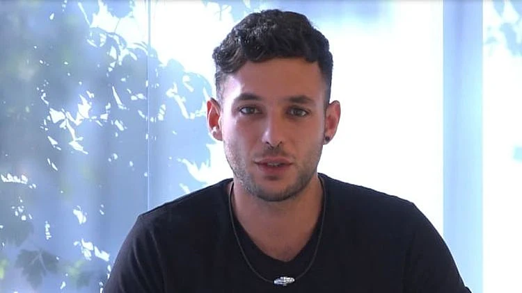 הפעם בלי מגי: ישראל אוגלבו עשה קעקוע חדש | רשת 13