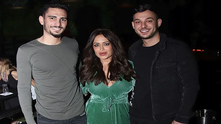 הבילוי הלילי של ישראל אוגלבו, אביבית בר זוהר ואליאב רחמים 