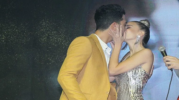 כוכבת הערב: מריה דומרק כובשת את הבמה