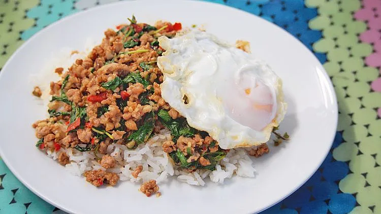 מתכון לפאד קפאו | רשת 13