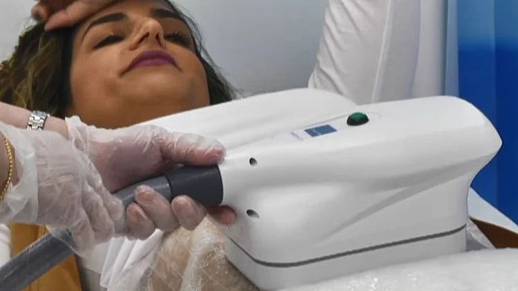 צמצום היקפים: מהו הליך הקפאת שומן? | רשת 13