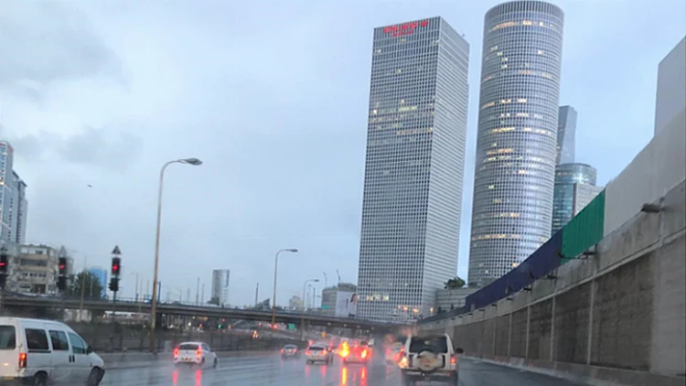 התחזית לסופ"ש: נוח יחסית לעונה, גשם מקומי בצפון ובמישור בחוף