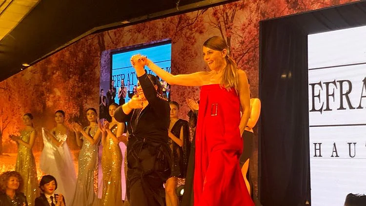 בצל הסערה סביב בנה בן אל: אביבה תבורי זוכה לכבוד