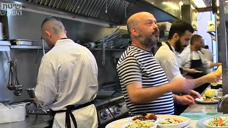 בפרופיל נמוך: רושפלד פתח מסעדה חדשה – מתחת לביתו | רשת 13