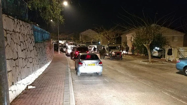 ילד נפצע קל מירי בבנימין; צה"ל: "פיגוע ירי מהכפר הסמוך" | חדשות 13