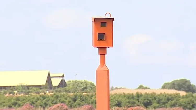   מצלמת מהירות